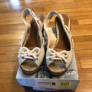 Sperry wedge canvas sandals